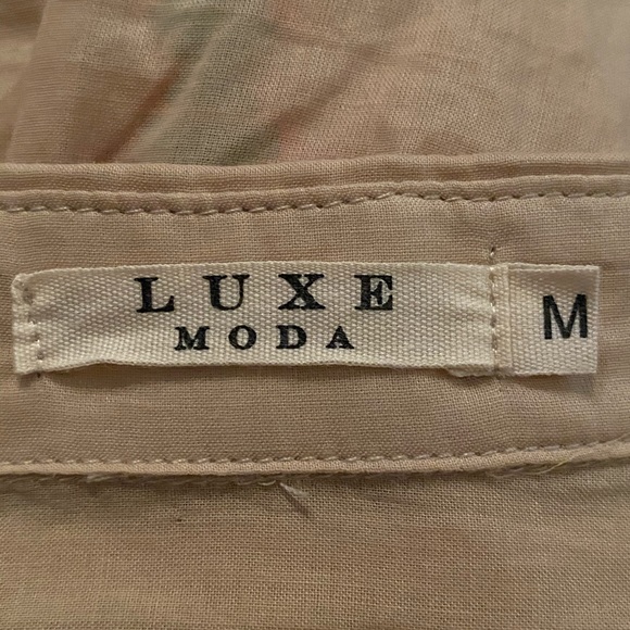 Luxe Moda Sequined Blouse - Picture 4 of 6